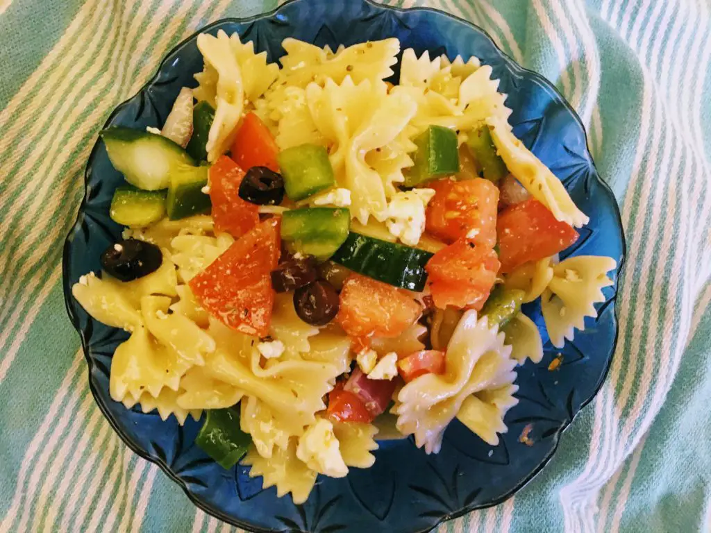how to make pasta salad greek pasta salad