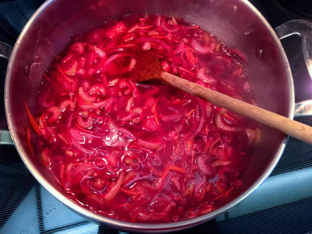 pot of borscht