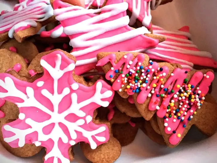 bakery-style gingerbread cookies
