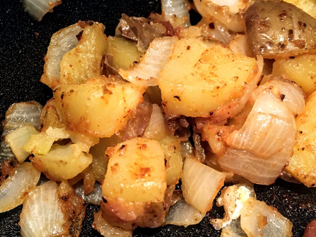 roasted garlic breakfast potatoes