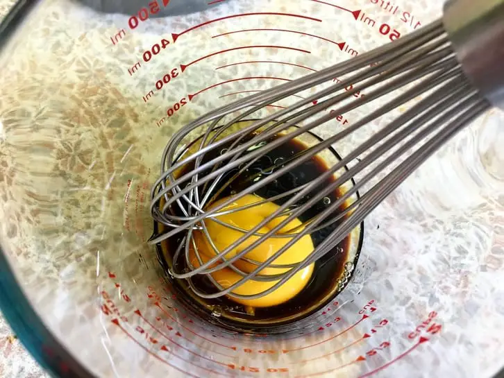 10 baking tools whisk